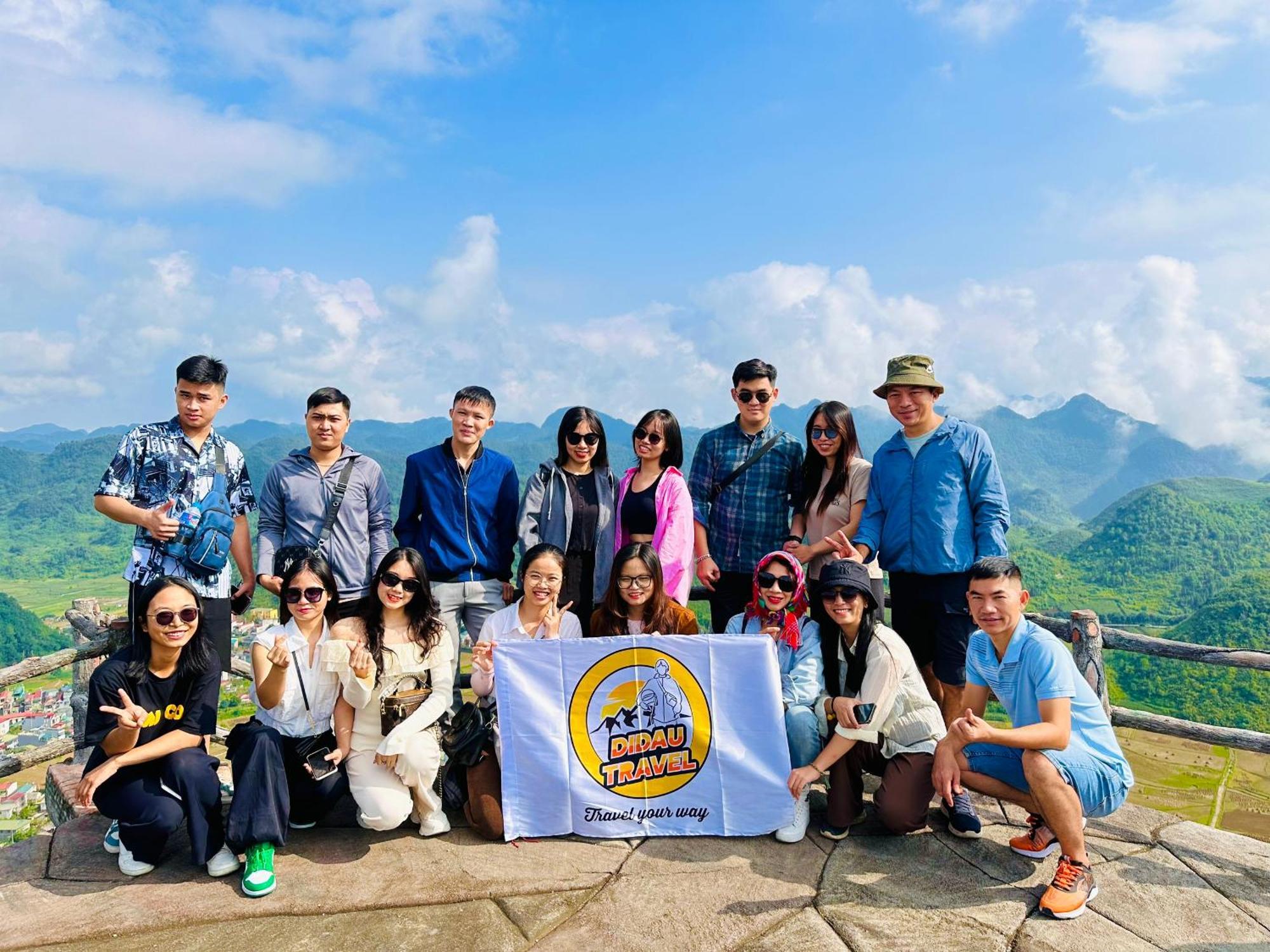 Aparthotel Tl Adventure Tour & Motorbike Ha Giang Exteriér fotografie